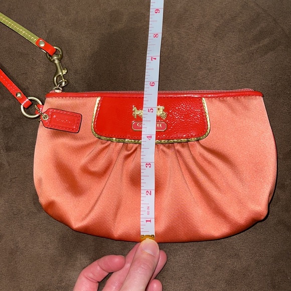 VINTAGE Y2K Coach Wristlet Watermelon Pink Satin Silk Collectible - Picture 8 of 9